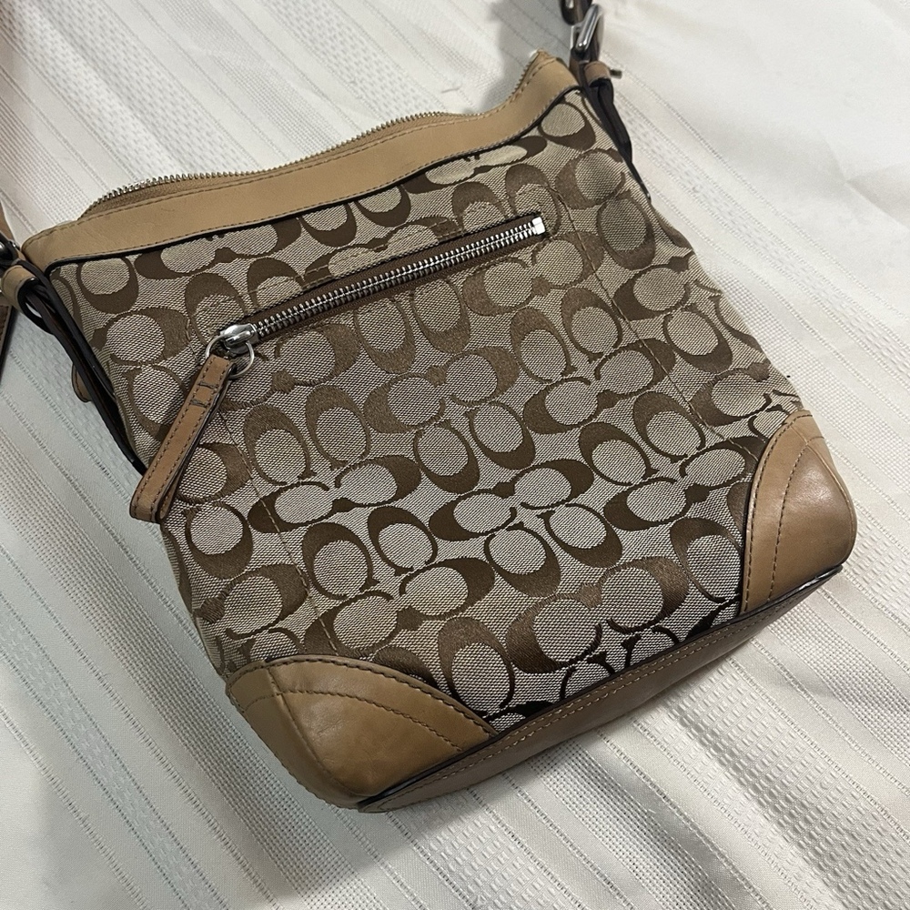 Vintage COACH F12327 Crossbody Leather Shoulder Bag Beige Monogram Luxury Purse